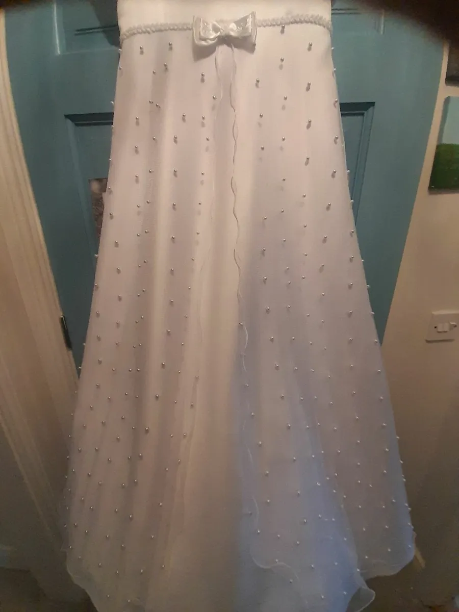 Communion dress - Image 4