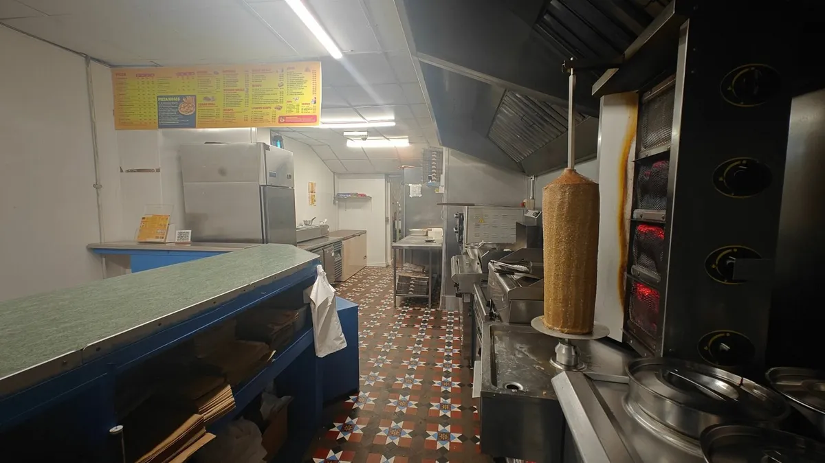 Take away shop - Image 3