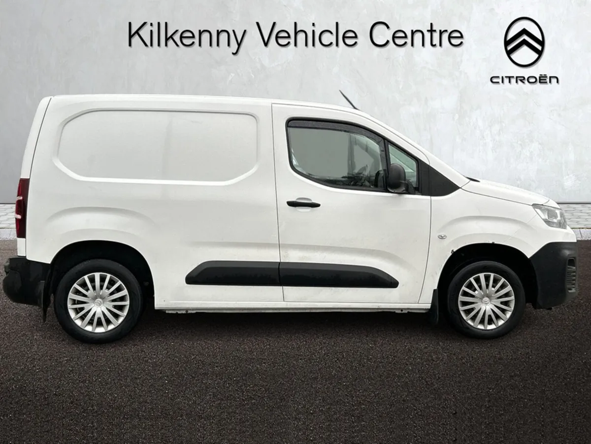 Citroen Berlingo LX BLUEHDI 100 MWB 65 650KG MY22. - Image 3