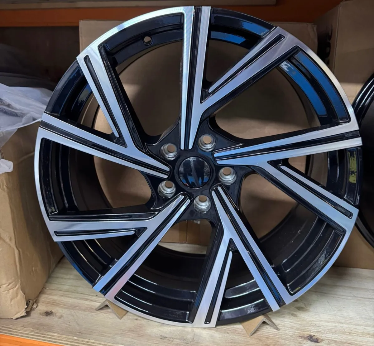 19” rline alloy and tyre packages 5x112