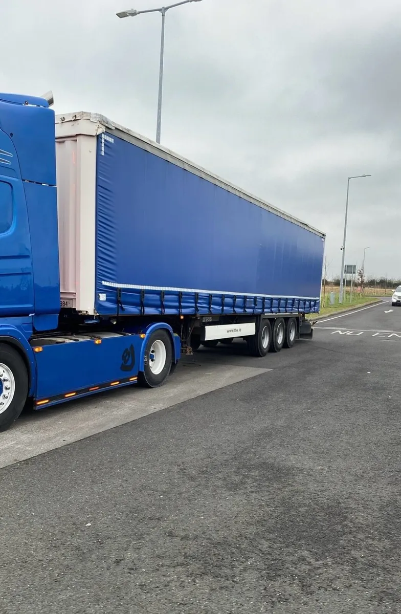 Krone Euroliners x2 - Image 1