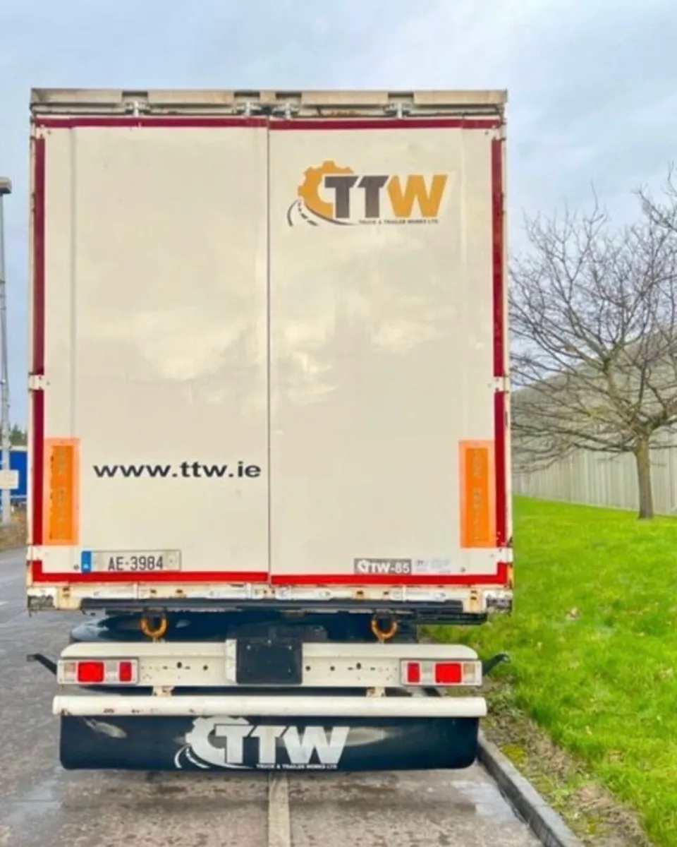 Krone Euroliners x2 - Image 3