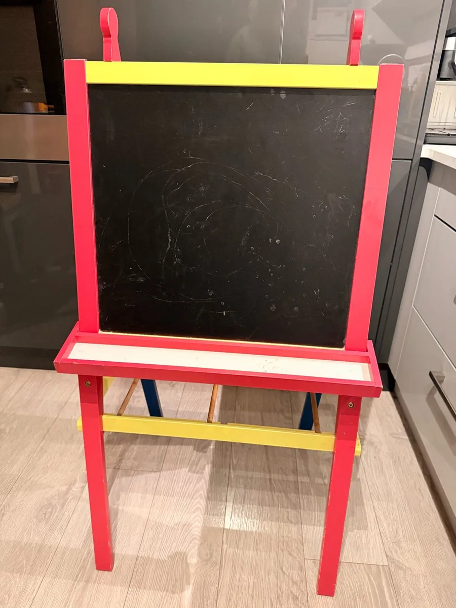 Kids blackboard/whiteboard - Image 1