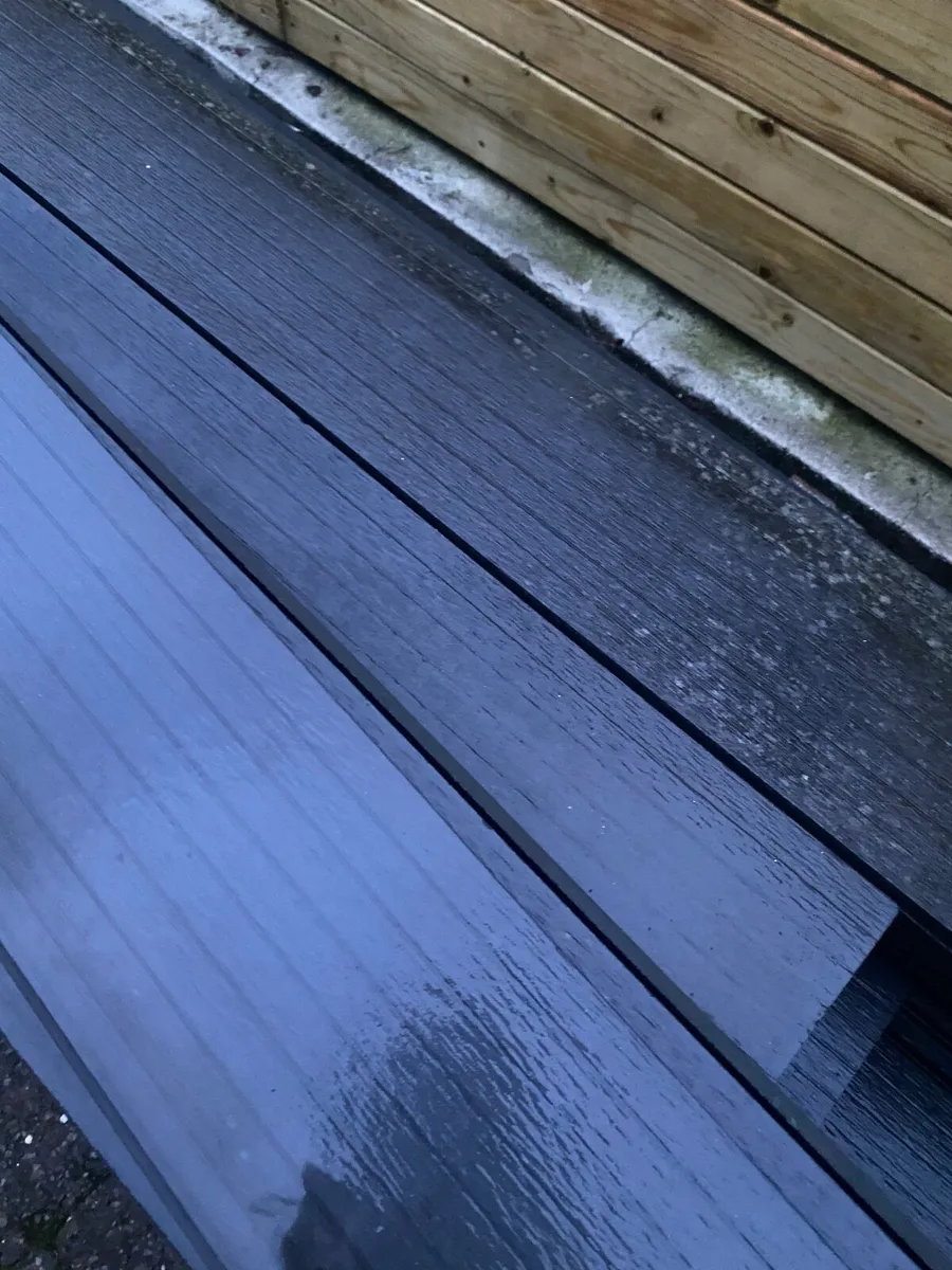 Composite decking - Image 1