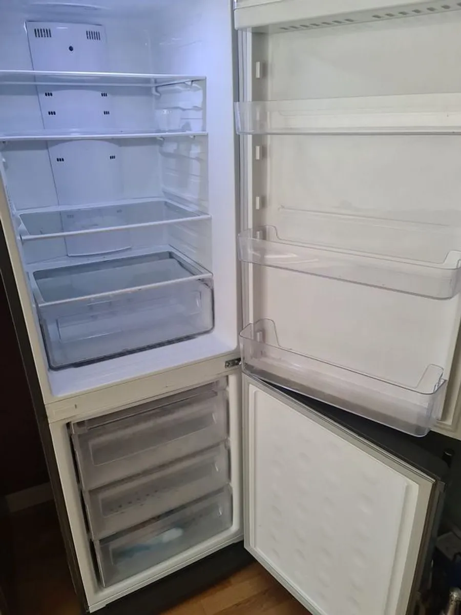 Samsung fridge freezer - Image 2