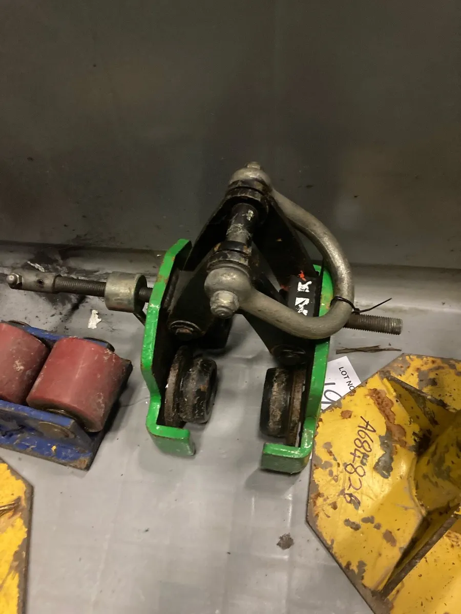 2.5 tons Tiger Girder Trolley - Image 1