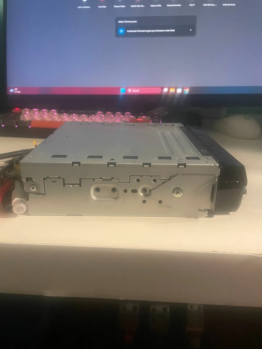 Pioneer car radio - Image 4