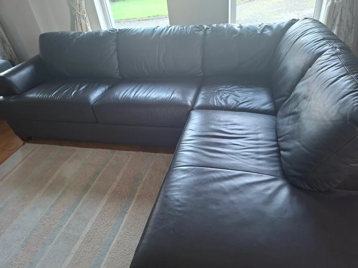 Sofa - Image 3