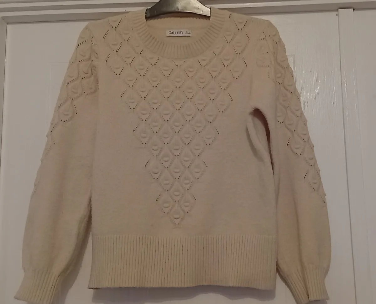 Ladies Jumper UK10 - Image 4