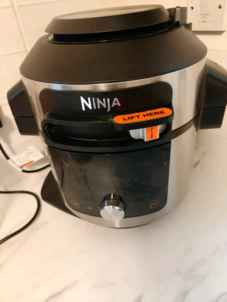 Ninja Foodie 15 in 1 Air fryer - Image 1