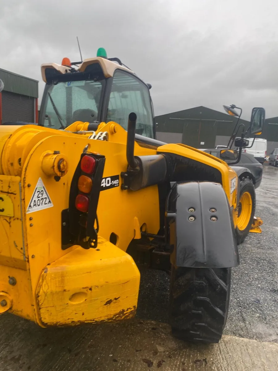 JCB telehandler - Image 2