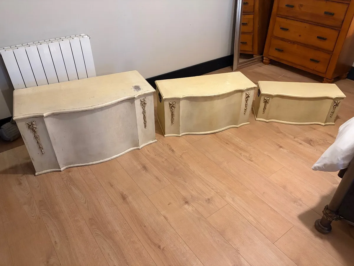 Set of 3 Chests - Image 4