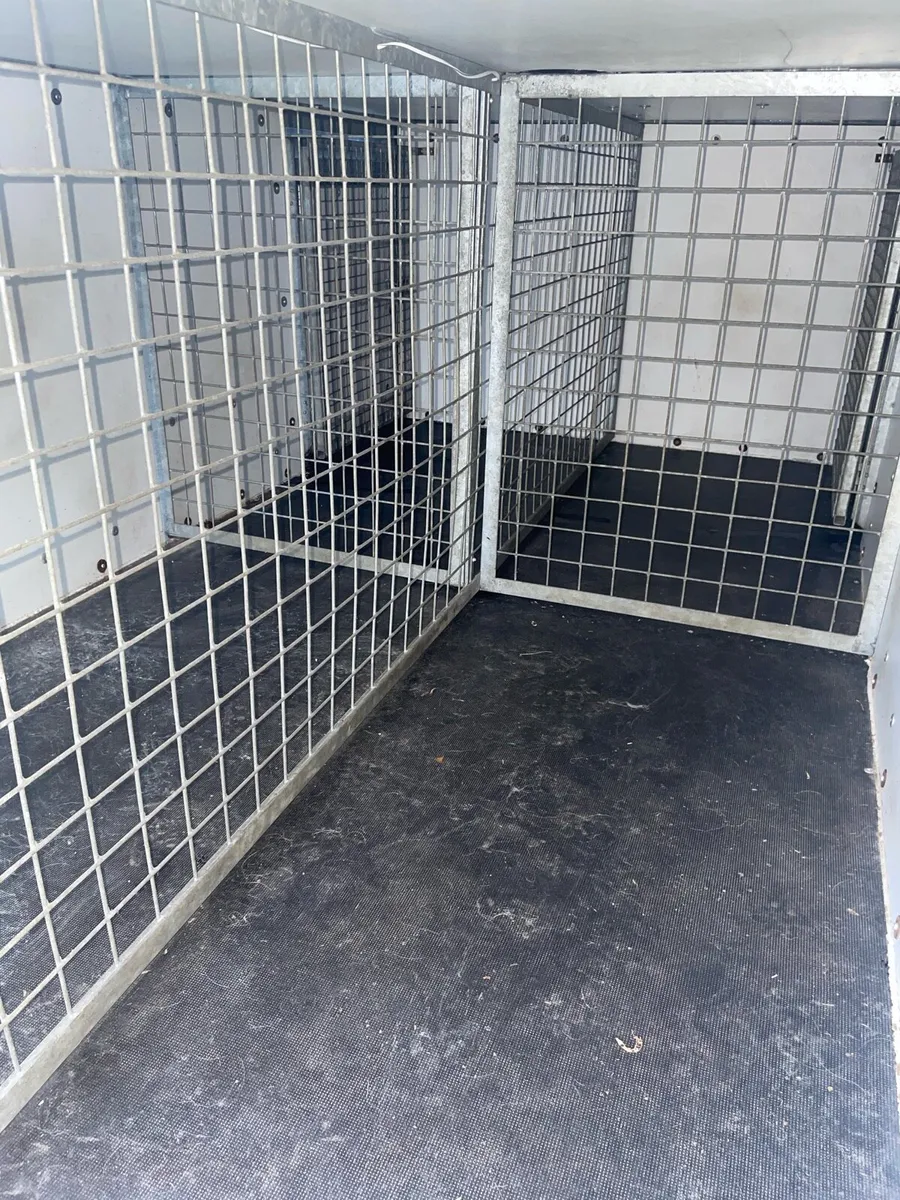 Dog trailer - Image 2