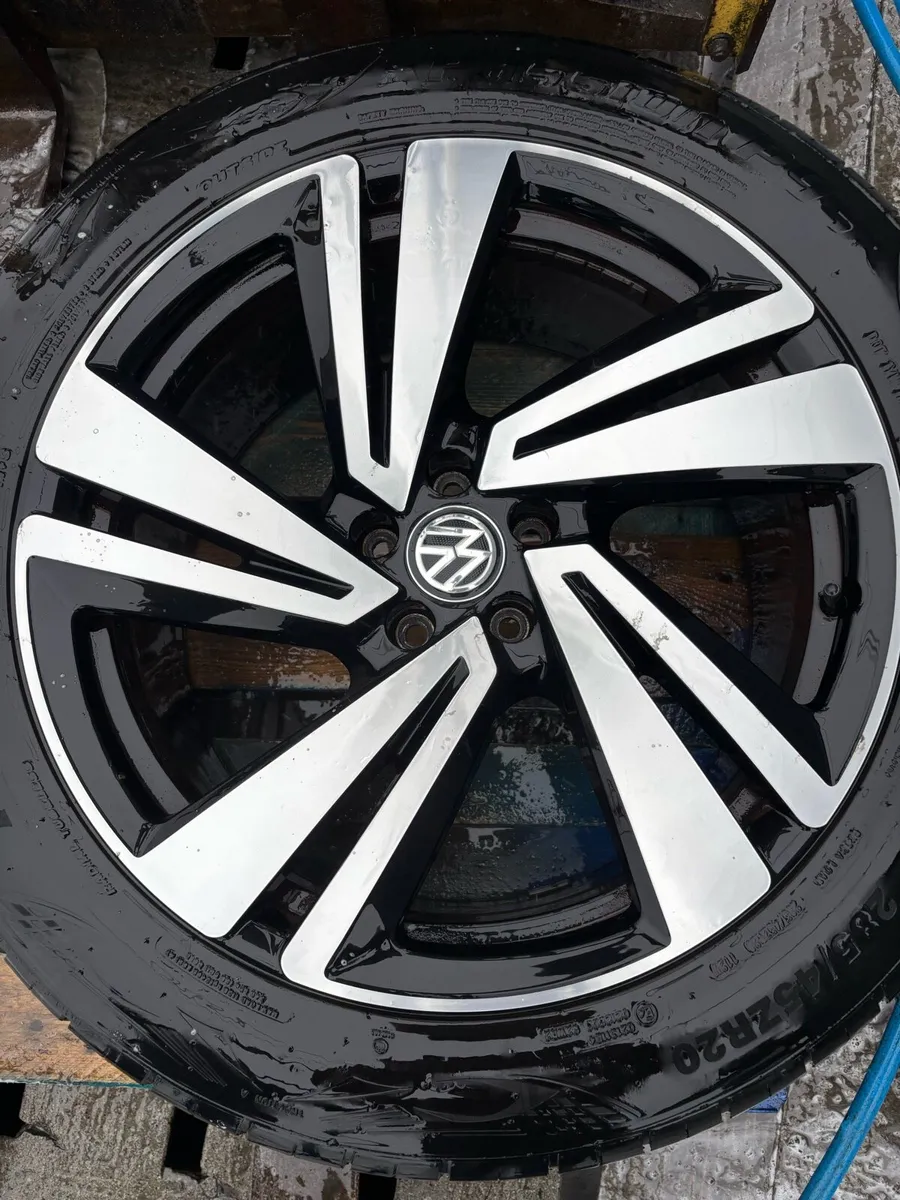 Volkswagen Alloys - Image 4