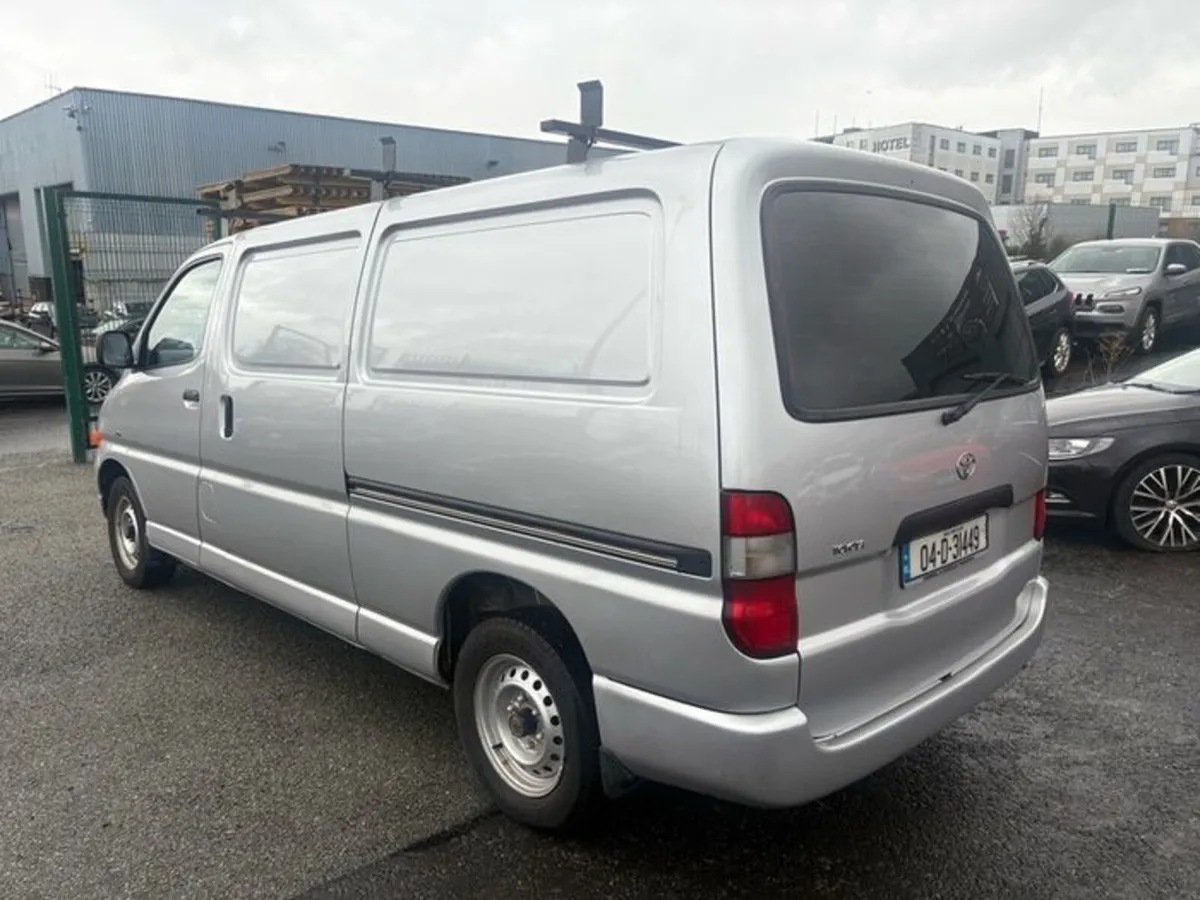 2004 Toyota Hiace 2.5L Diesel LWB 55k Miles! - Image 4