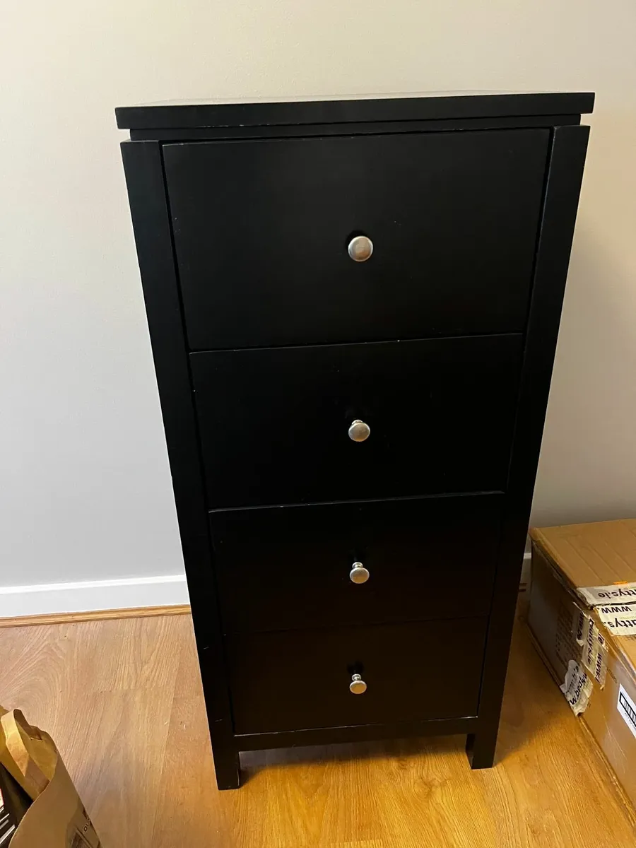 Set of drawers