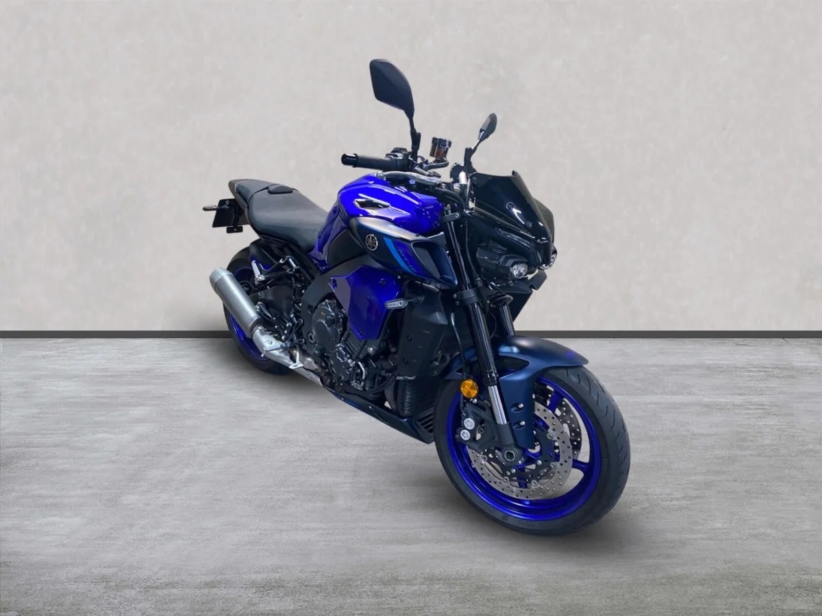 YAMAHA MT-10 with extras, NI June 25 Reg - Image 3