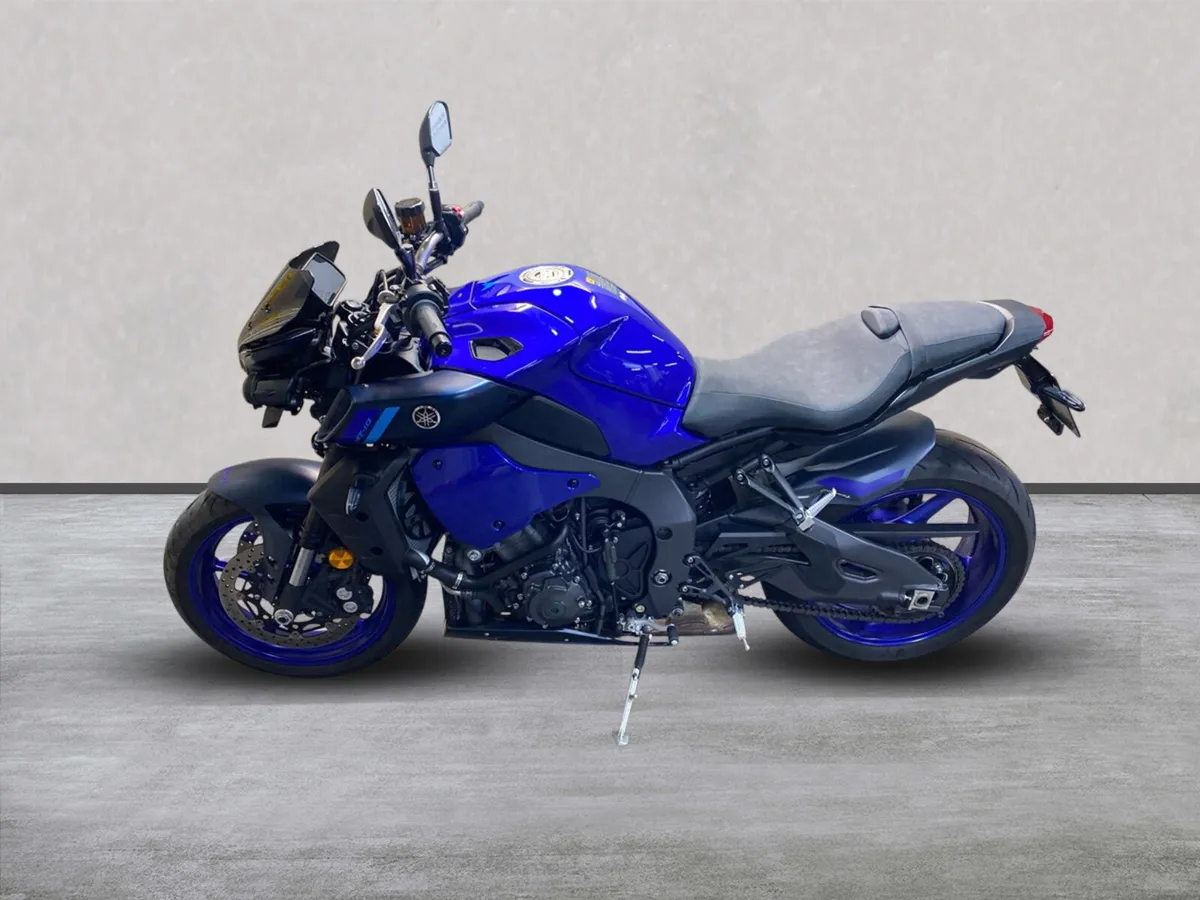 YAMAHA MT-10 with extras, NI June 25 Reg - Image 2