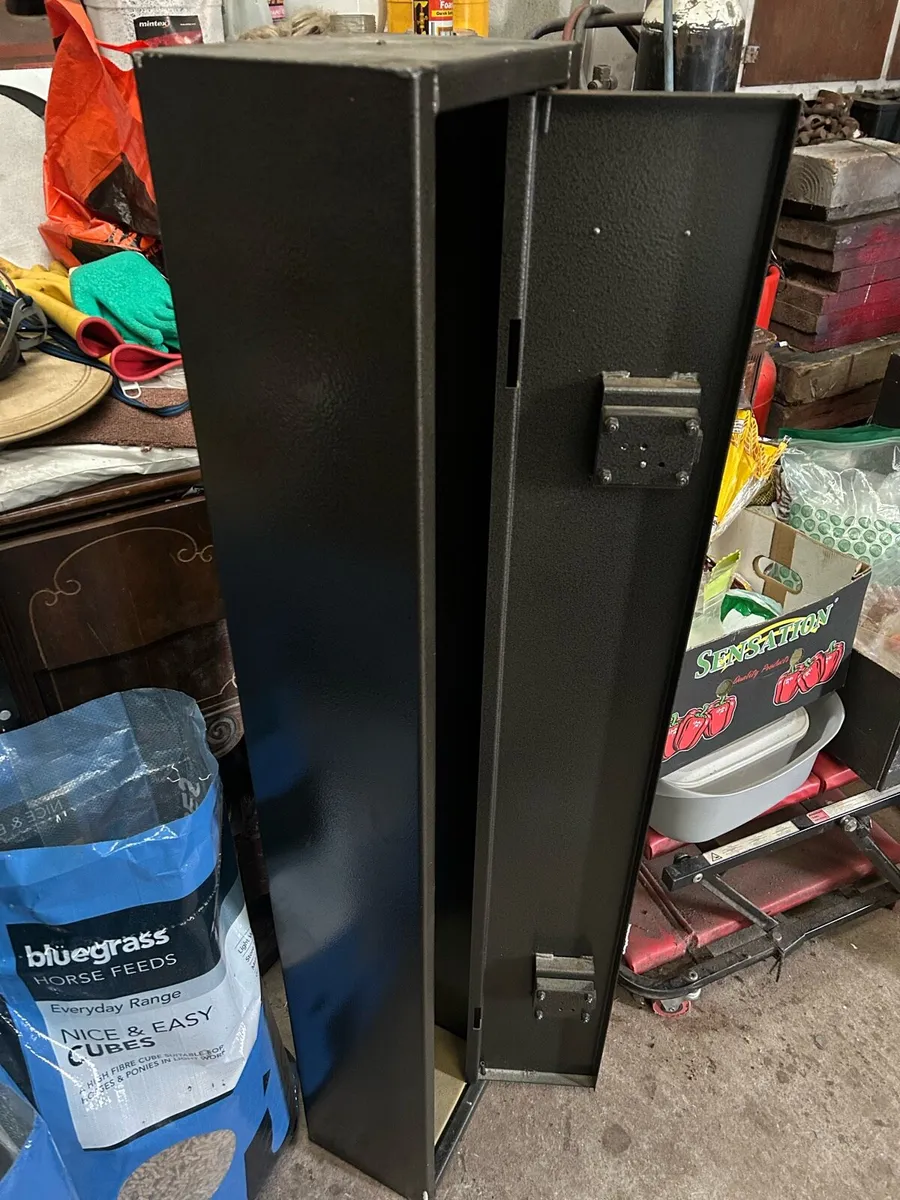 Gun cabinet - Image 3