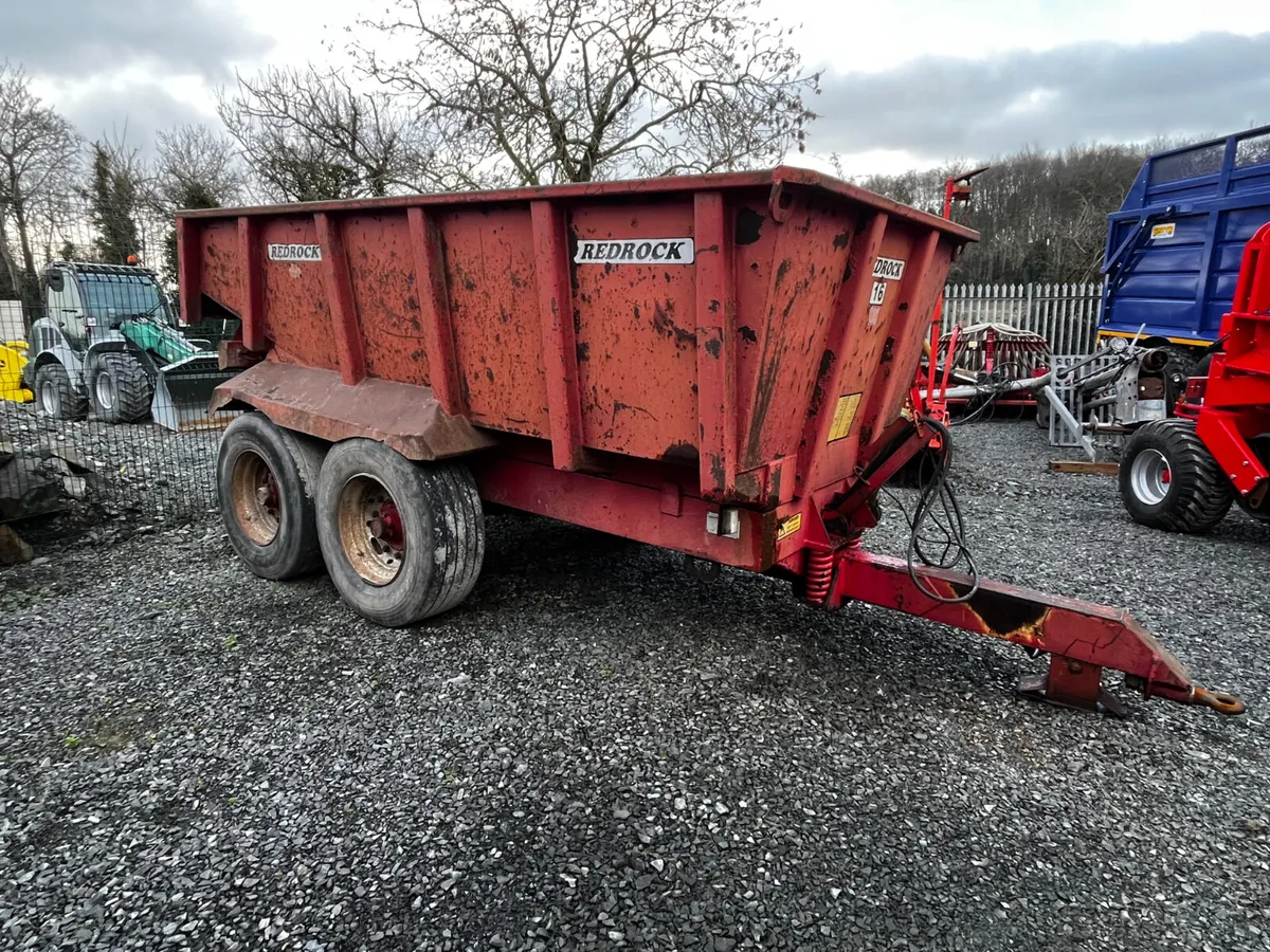 2004 16T Dump Trailer - Image 1