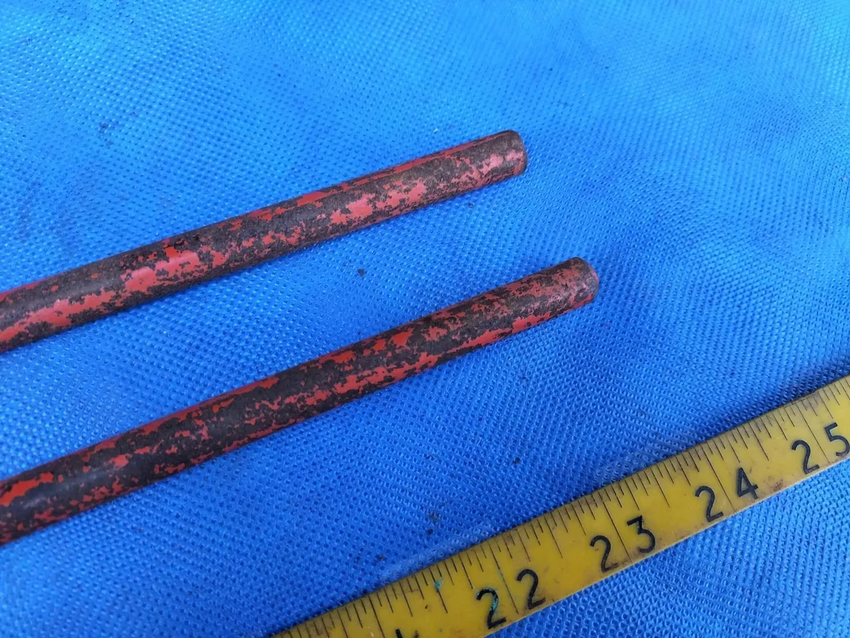 Blacksmiths Hollow Bit Tongs - Image 4