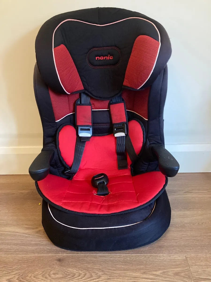 Car seat (Adjustable to cover 2 stages) - Image 1