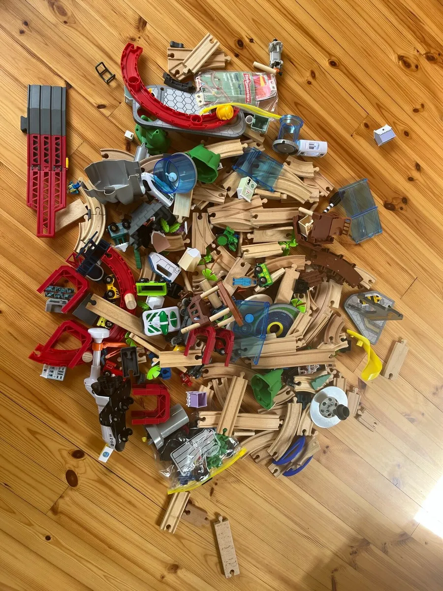 Duplo + traintracks + connector - Image 1