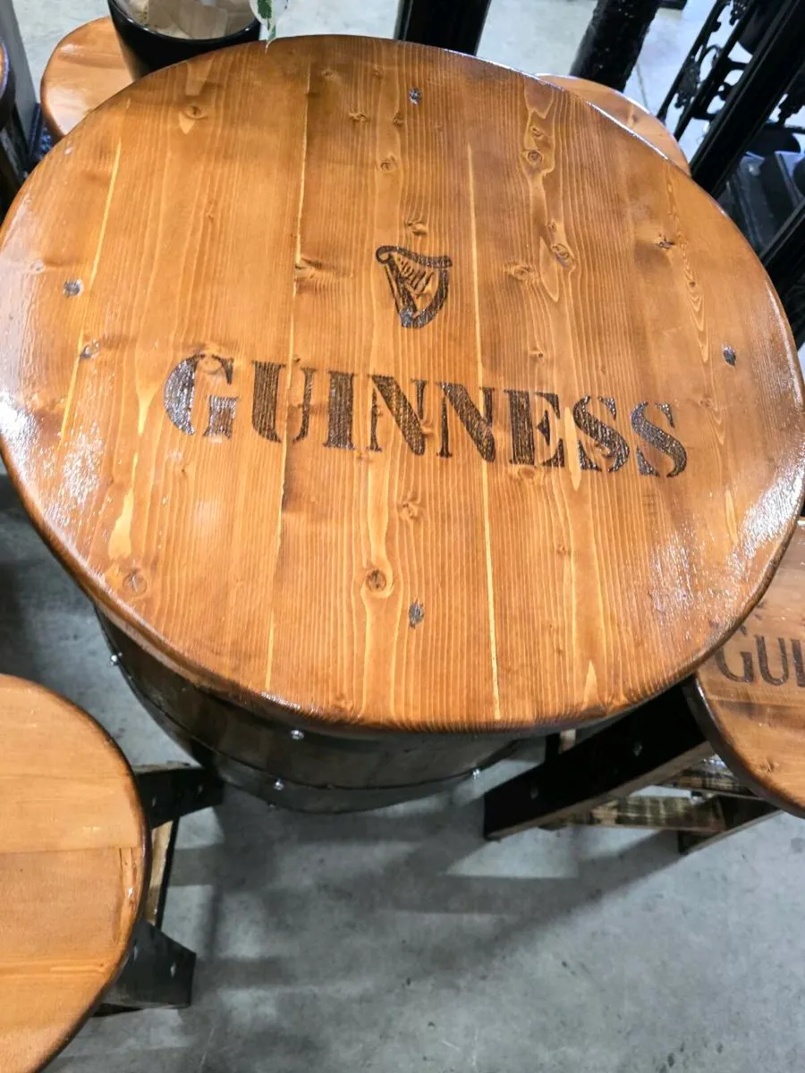 Oak stool table furniture drinks cabinet gamesroom - Image 4