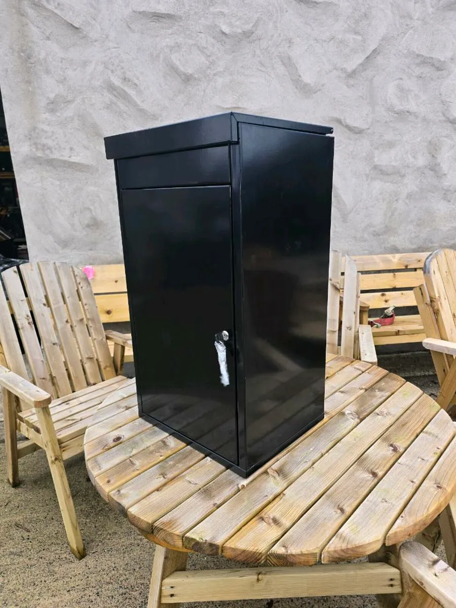 Steel parcel box letter boxes - Image 1