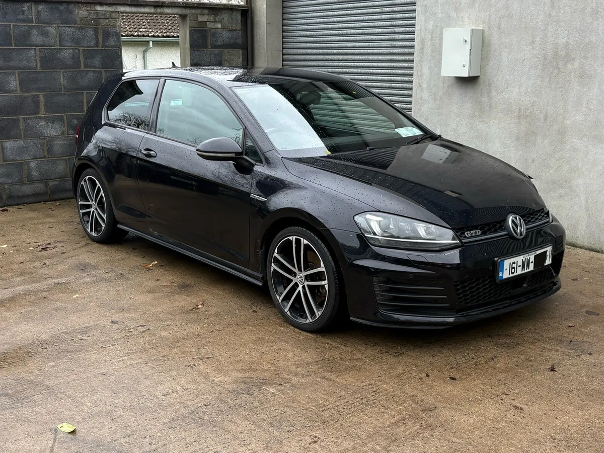 2016 VW GOLF GTD - Image 1