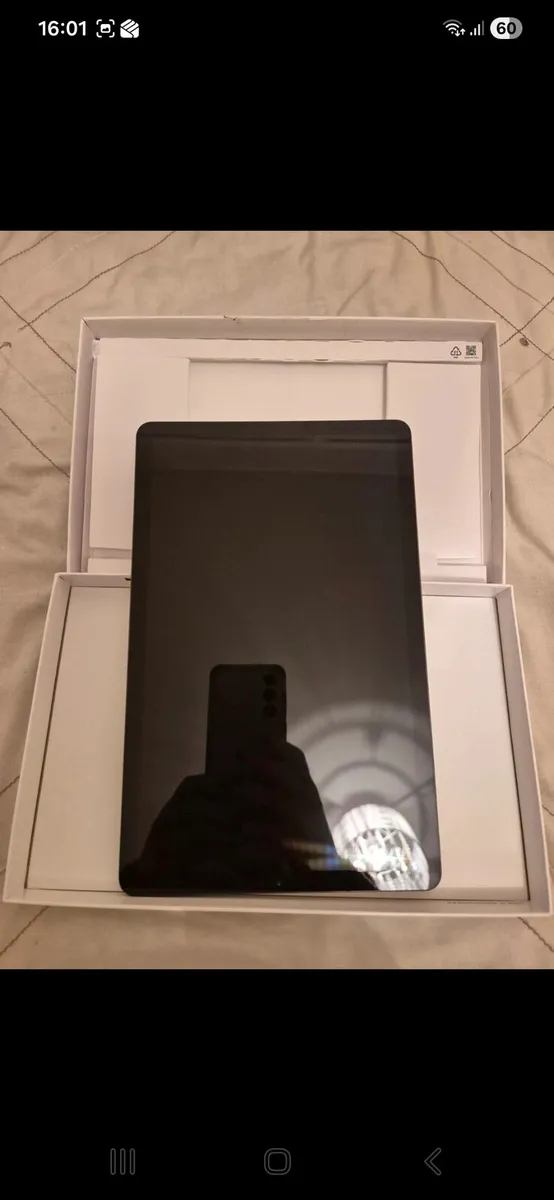 NEW Samsung S6 Lite tablet. Never opened! - Image 1