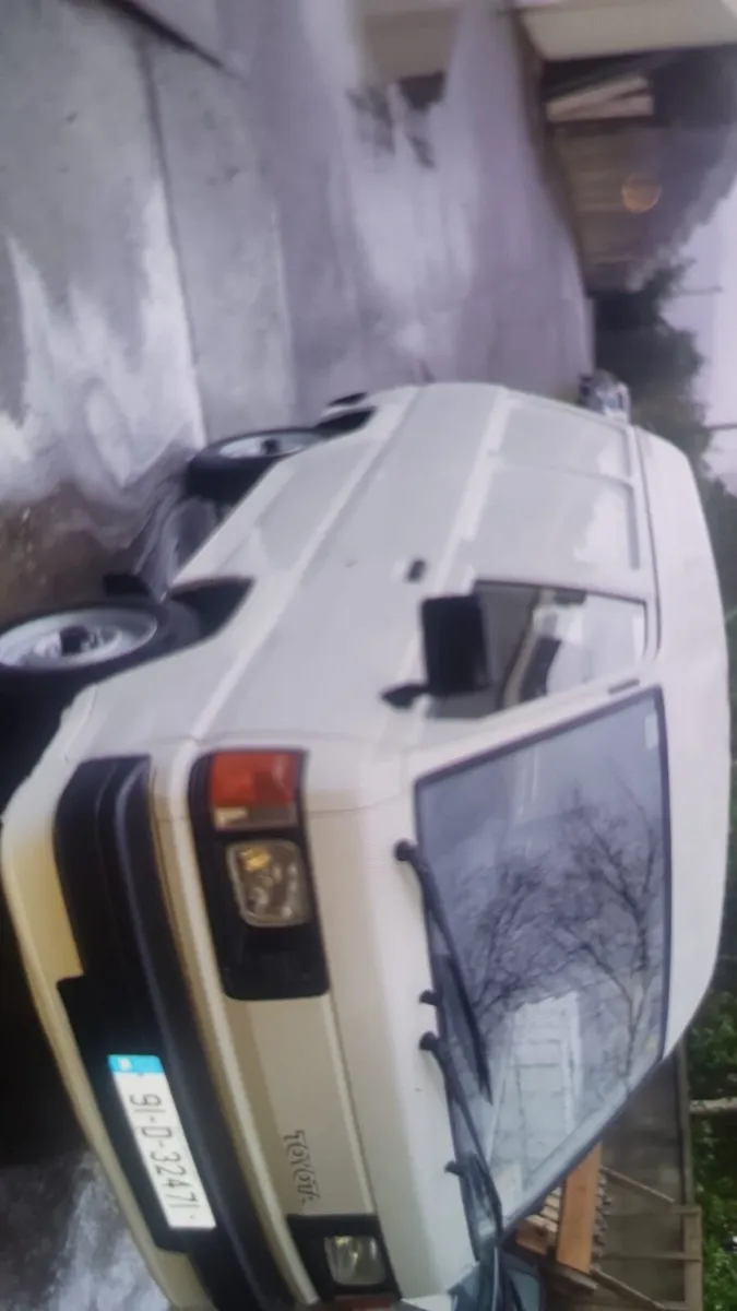 1991 Toyota litace - Image 1