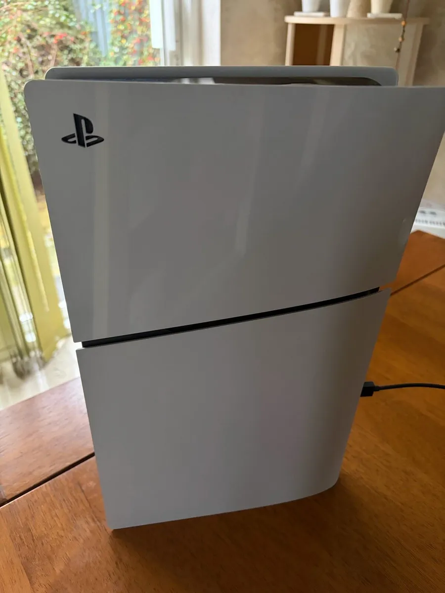 PlayStation 5 - Image 1