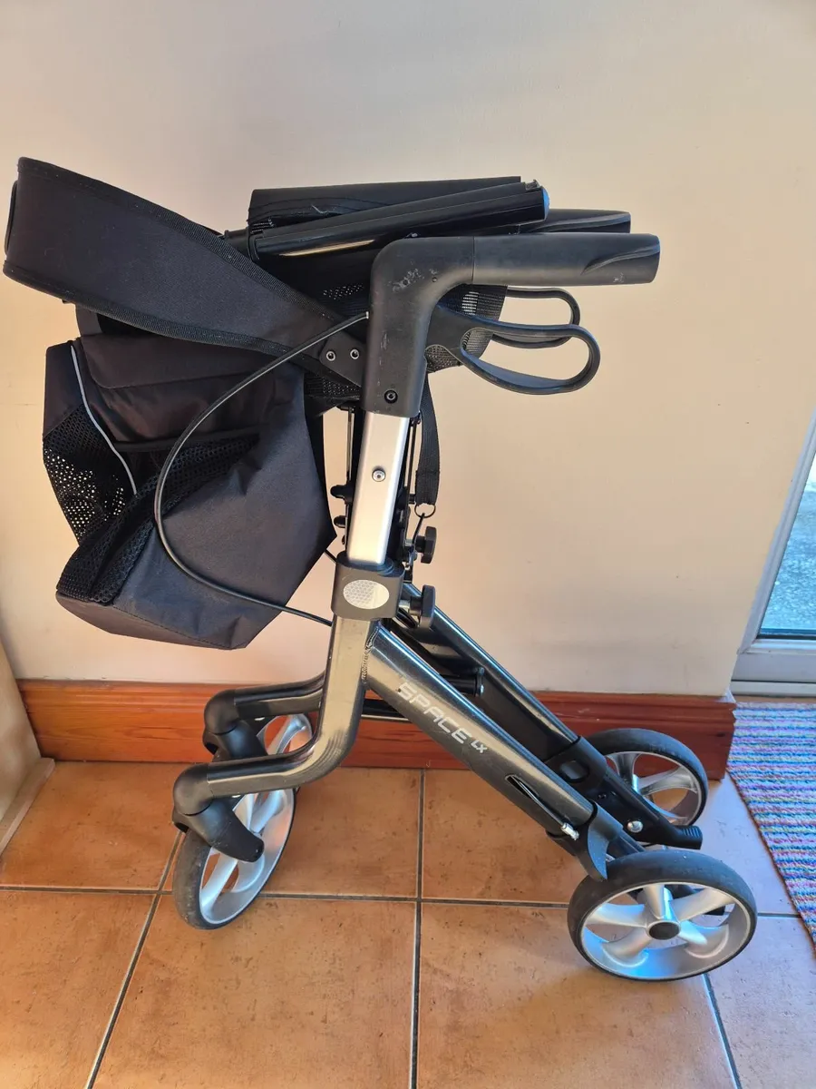 Mobility Walker as new - Image 3