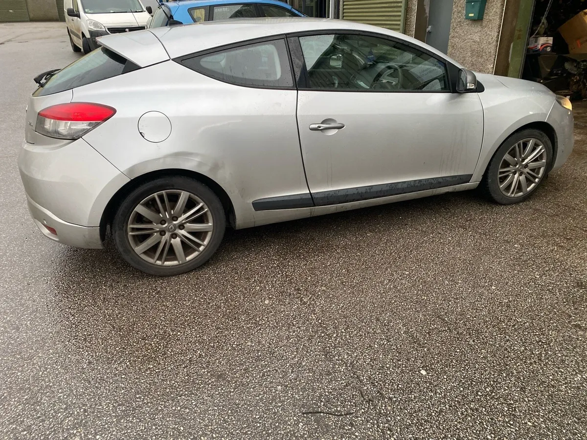 Renault Megane Coupe GT 1.5dci for breaking - Image 3