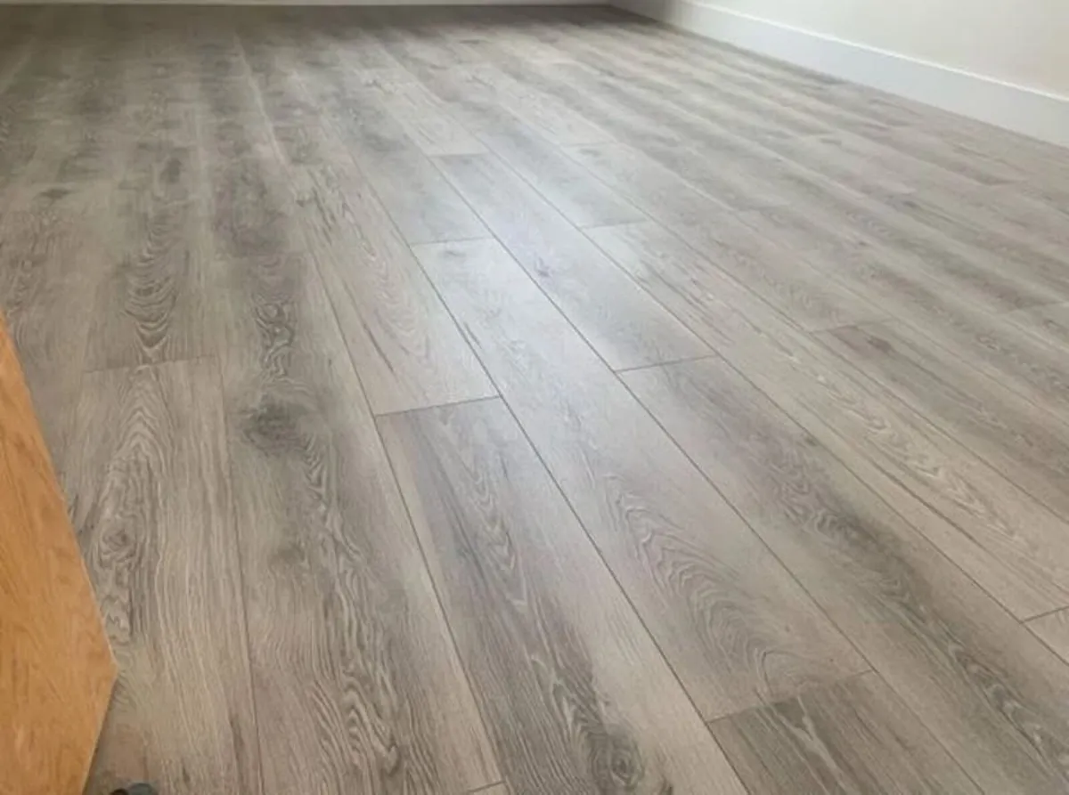 New 12mm High Gloss ICE Laminated Flooring - Image 3