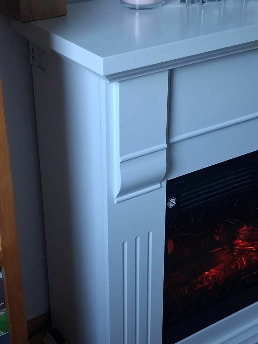 Electric fire and fire surround - Image 3
