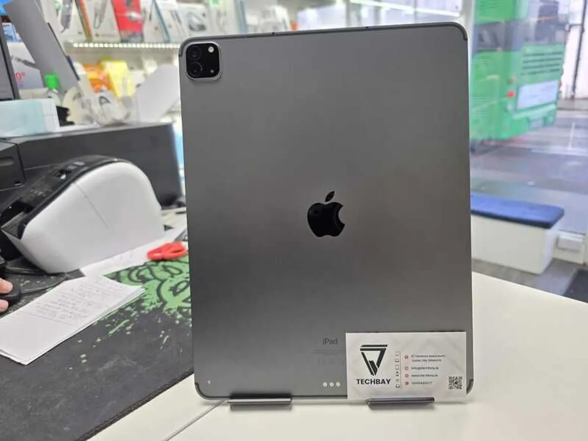 Ipad pro 5th gen LTE - Image 1