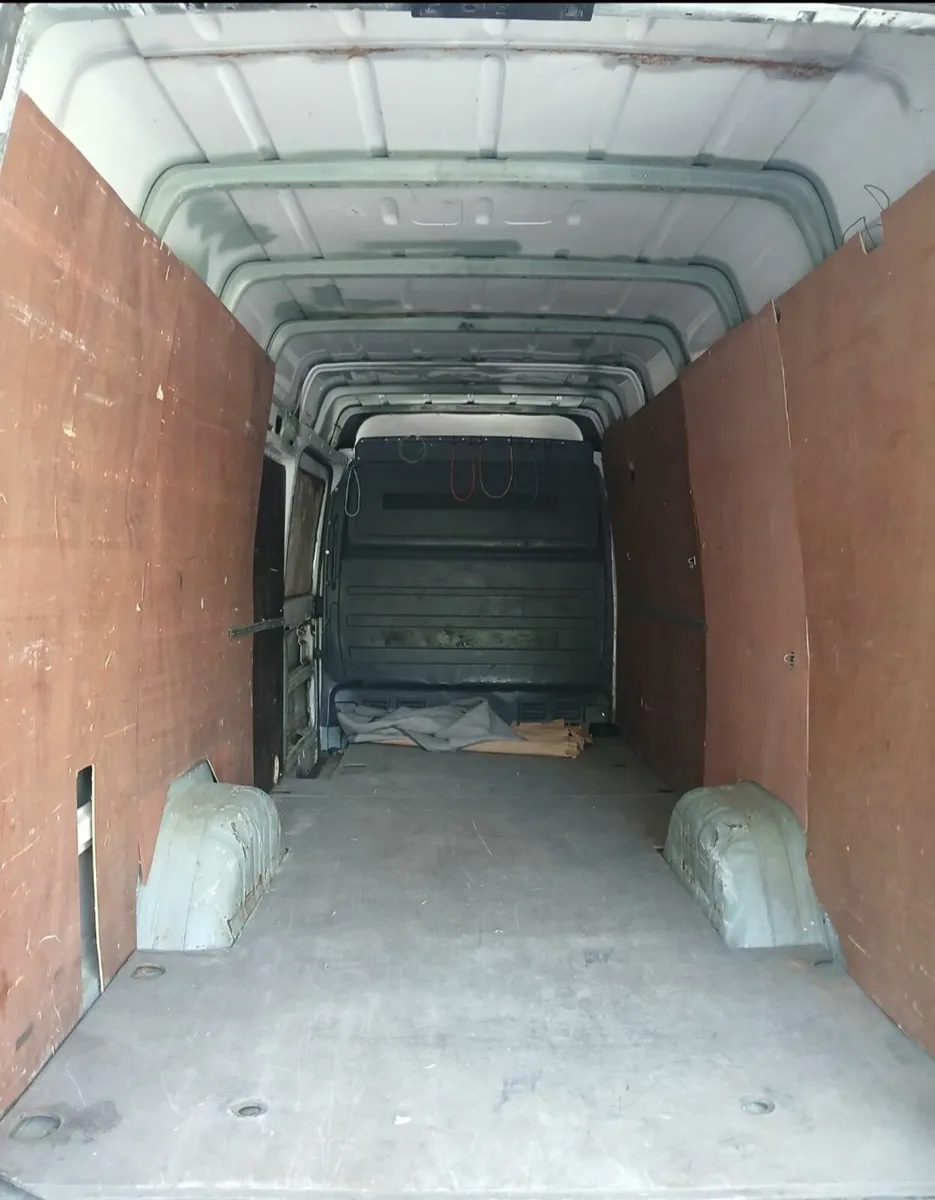 Mercedes-Benz Sprinter 2006 - Image 2