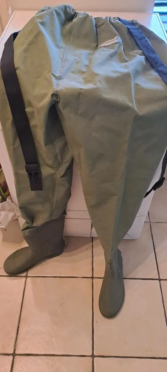 Size 11 chest waders by Sheakspeare - Image 1