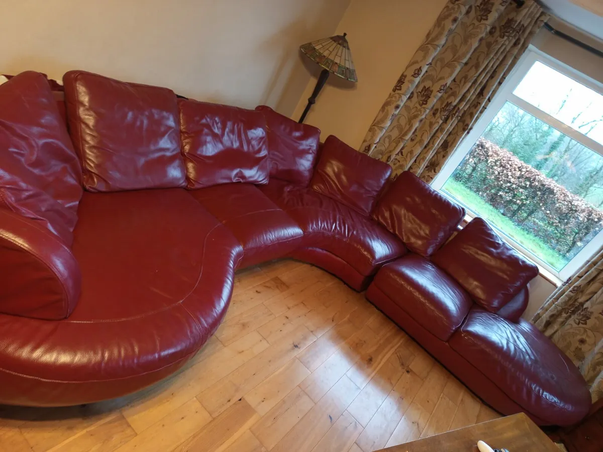 Leather suite - Image 2