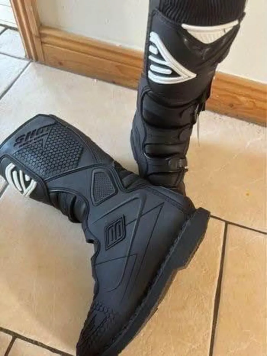 Shot Racing Boots Size 42 Uk 7 - Image 3