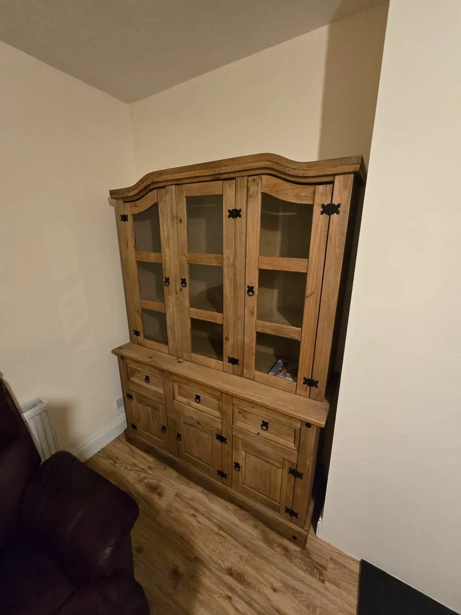 Solid Wood Display Cabinet – Excellent Condition