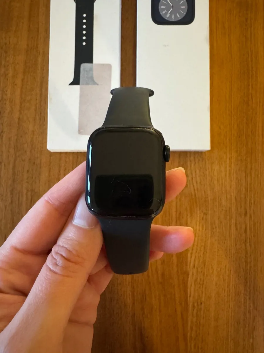 Apple Watch Series 8 – 41mm – Excellent Condition - Image 2