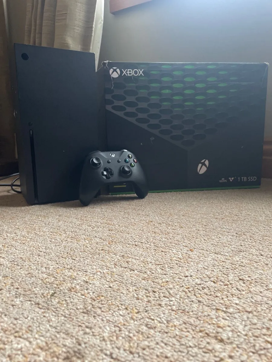 Xbox Series X - Image 3