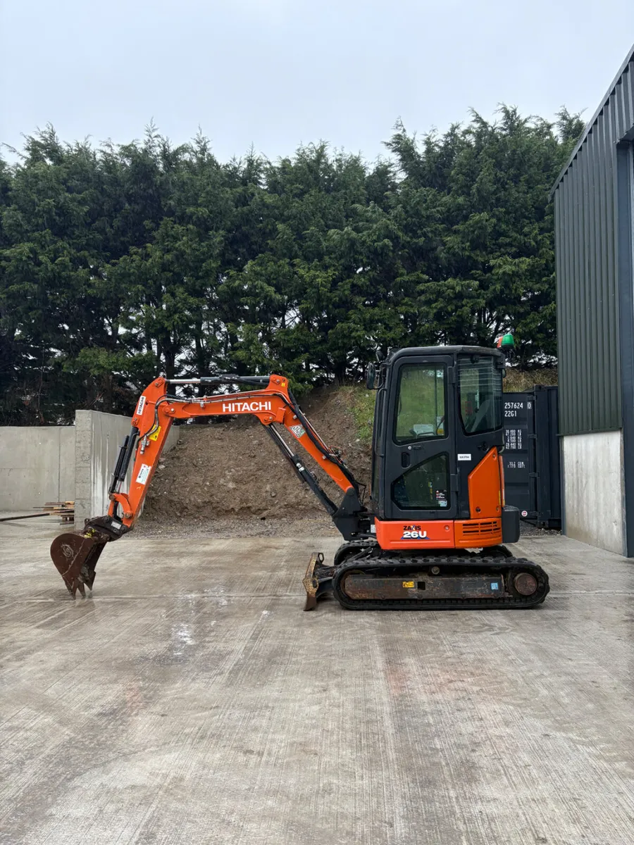 2020 Hitachi 26U - Image 1
