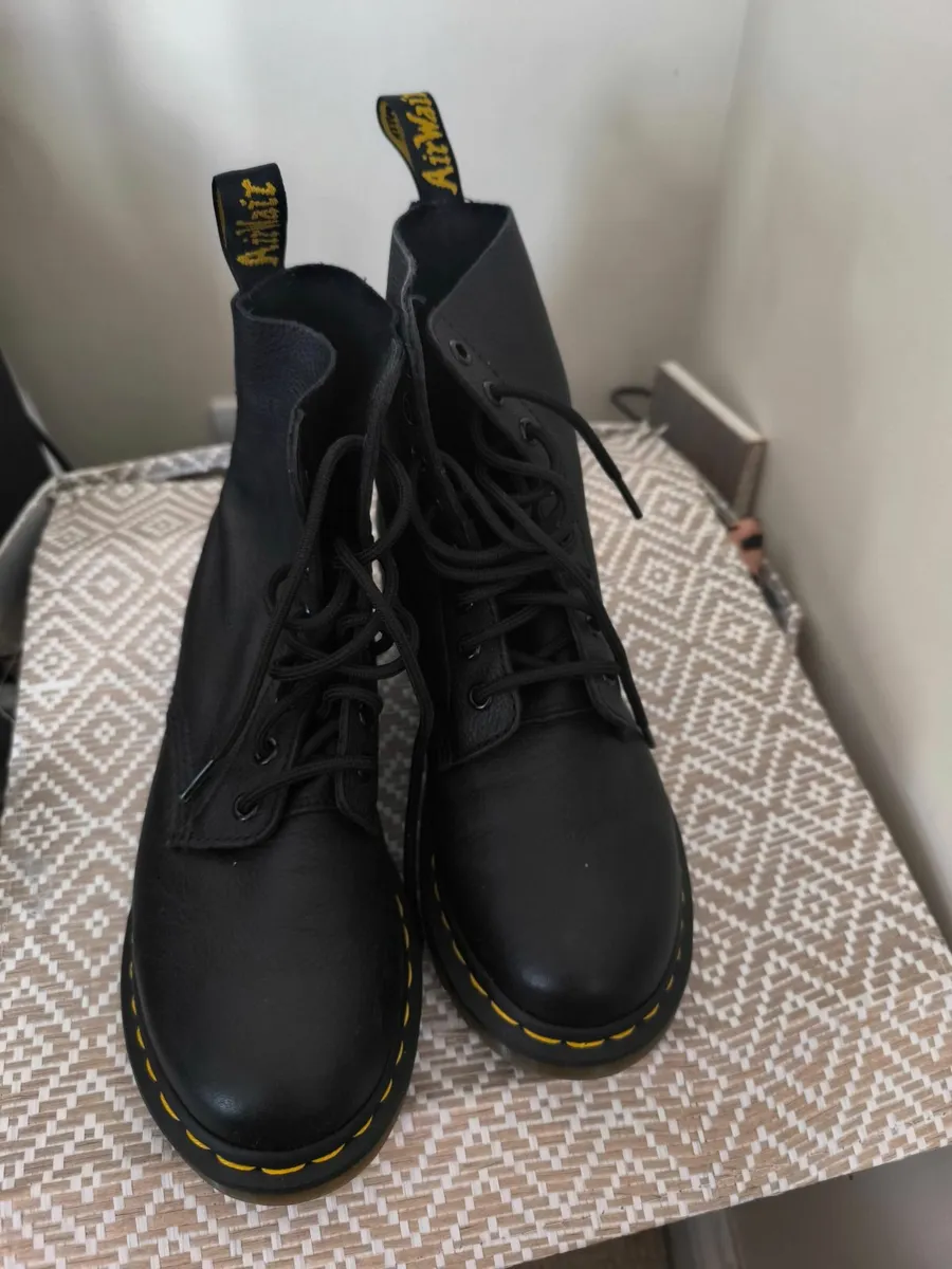 Doc Martens boots - Image 2