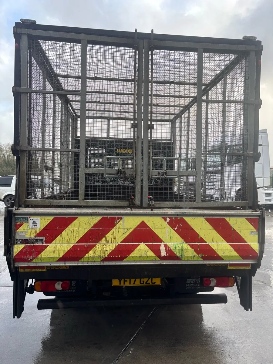 7.5ton tipper with cage - Image 4