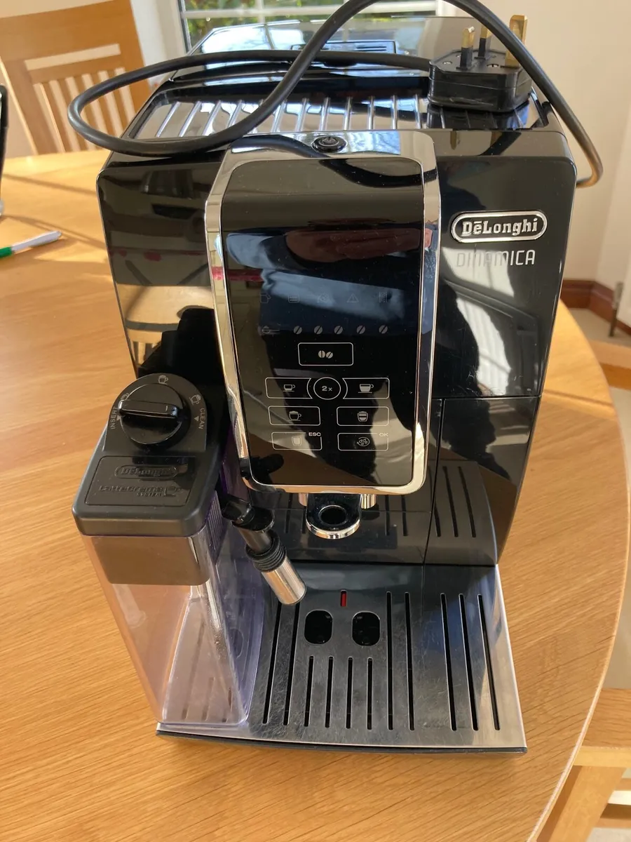 De'Longhi Dinamica ECAM 350.50.B.  Collection Only - Image 1