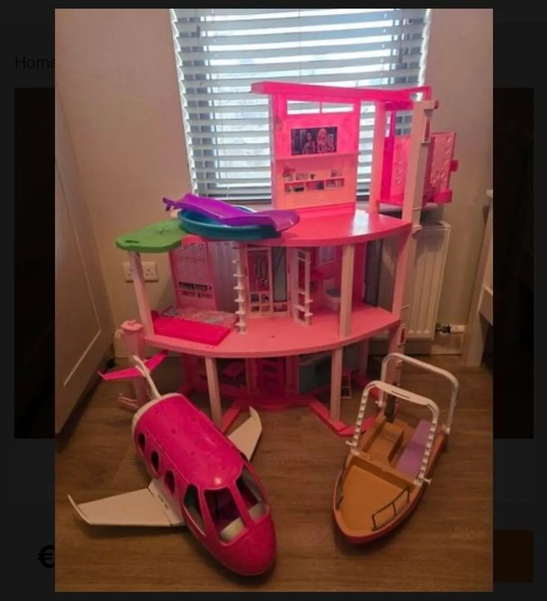 Barbie dream house , boat and aeroplane